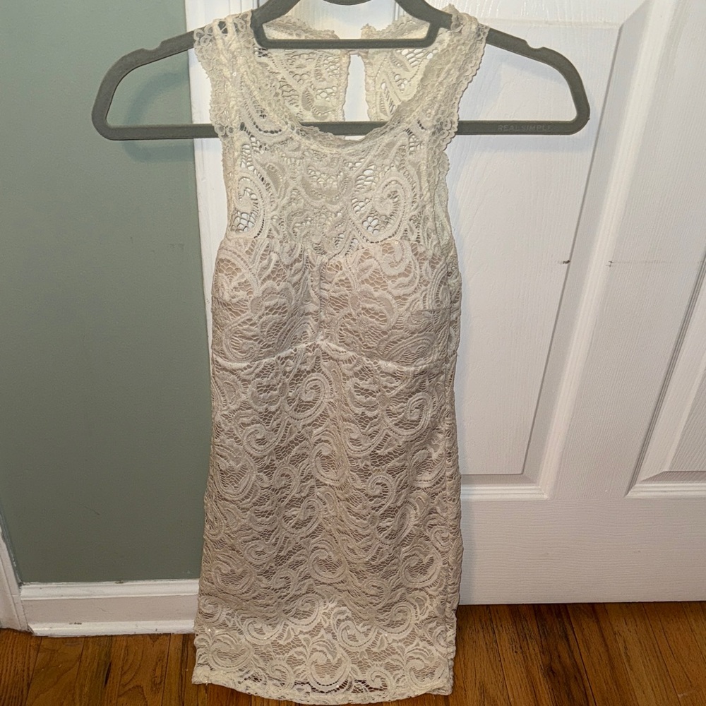 Elegant Cream Lace Dress